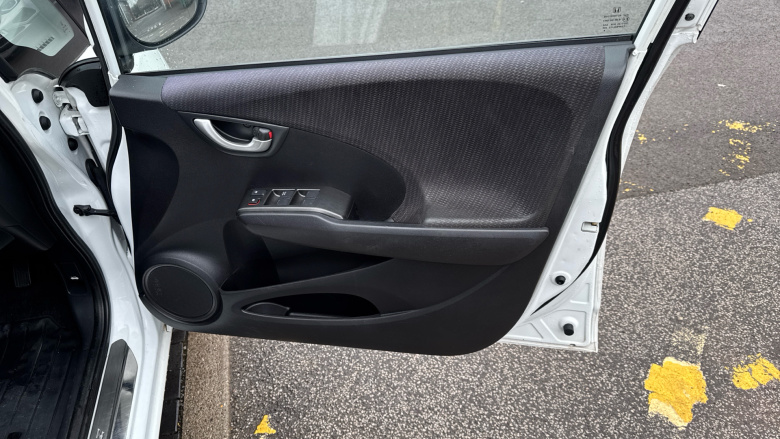 Honda Jazz 1.4 i-VTEC ES Plus 5dr CVT Petrol Hatchback